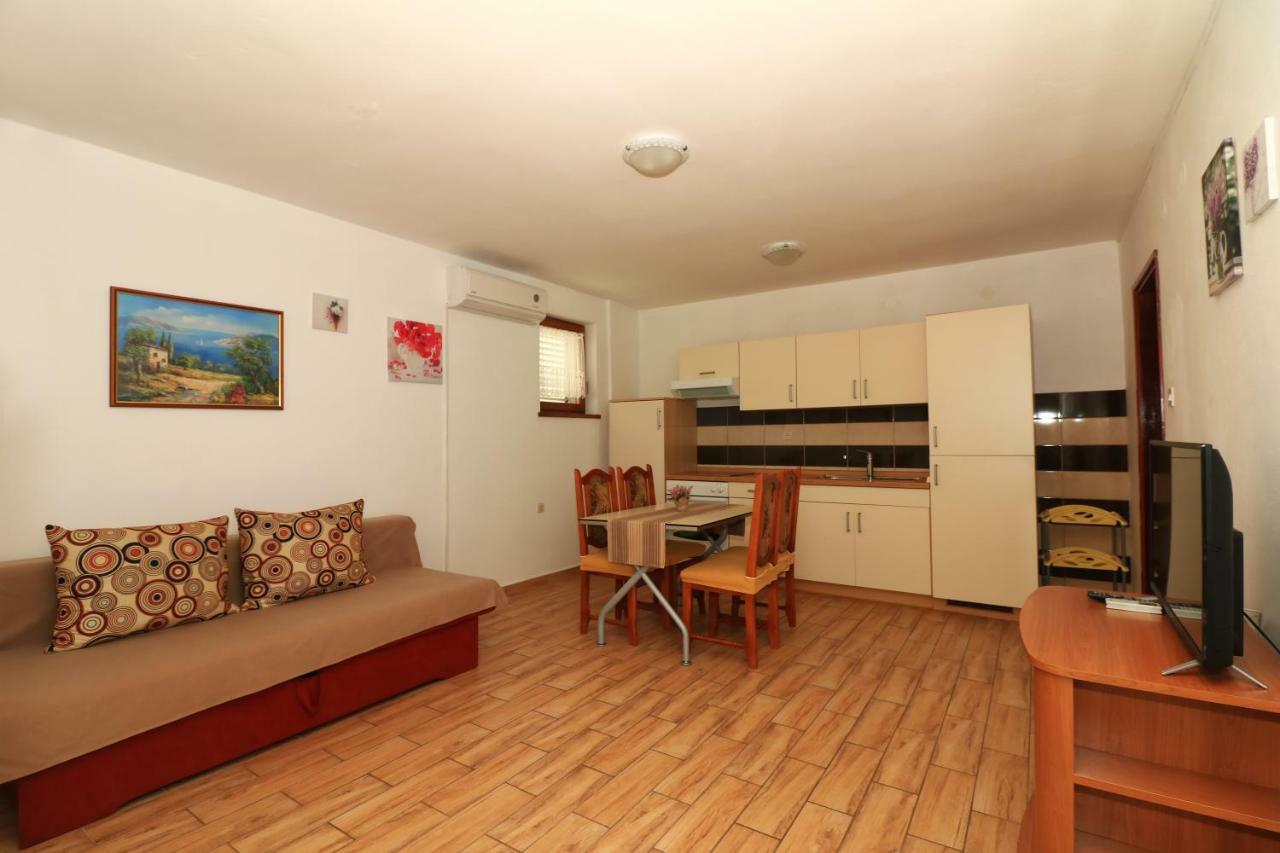 Apartments Sladana Jezera Exterior photo